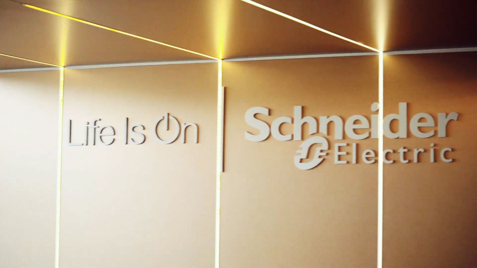 Schneider Electric Circuit Breaker App